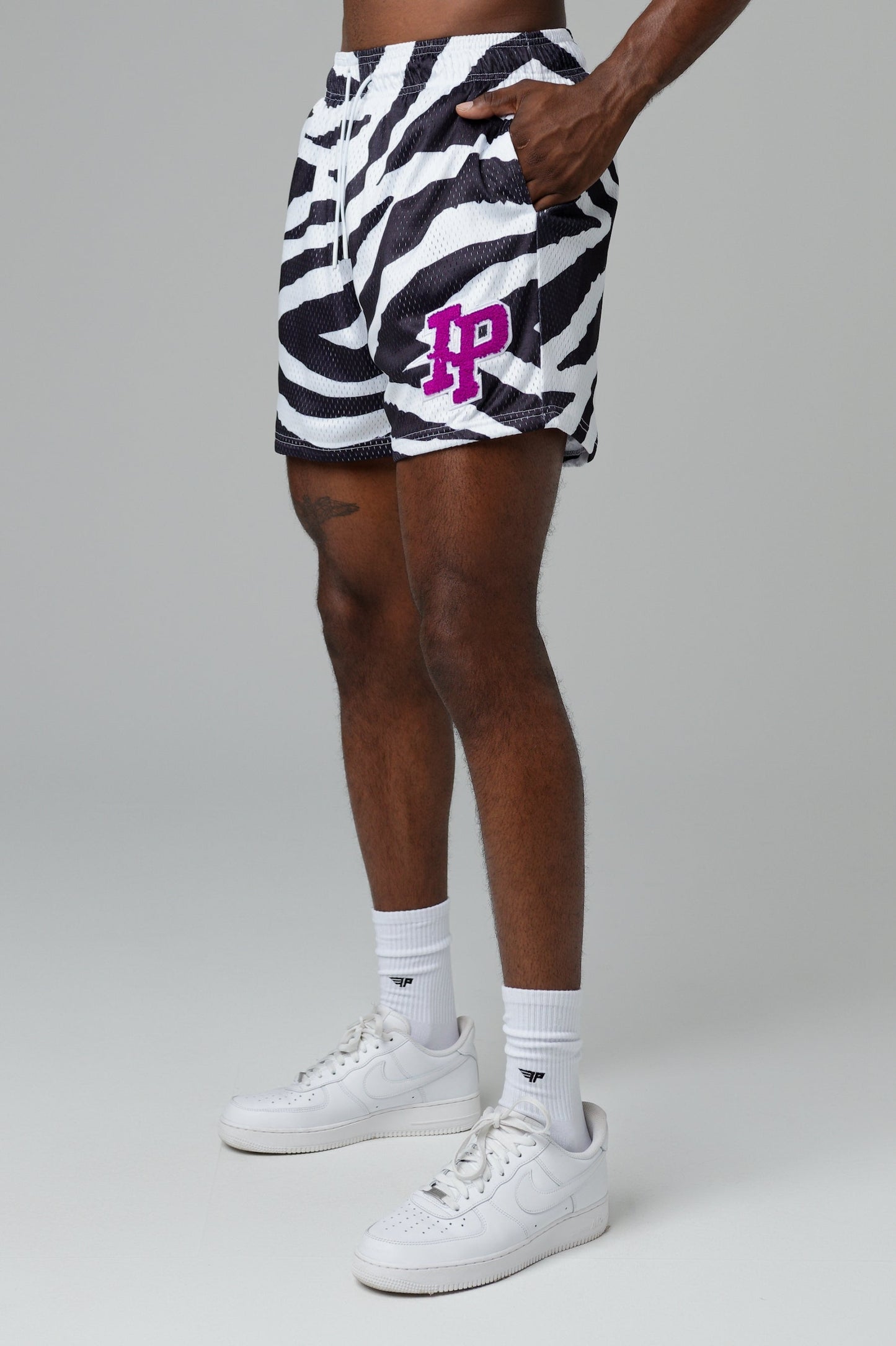 Men's Graphic Mesh Short - Zebra