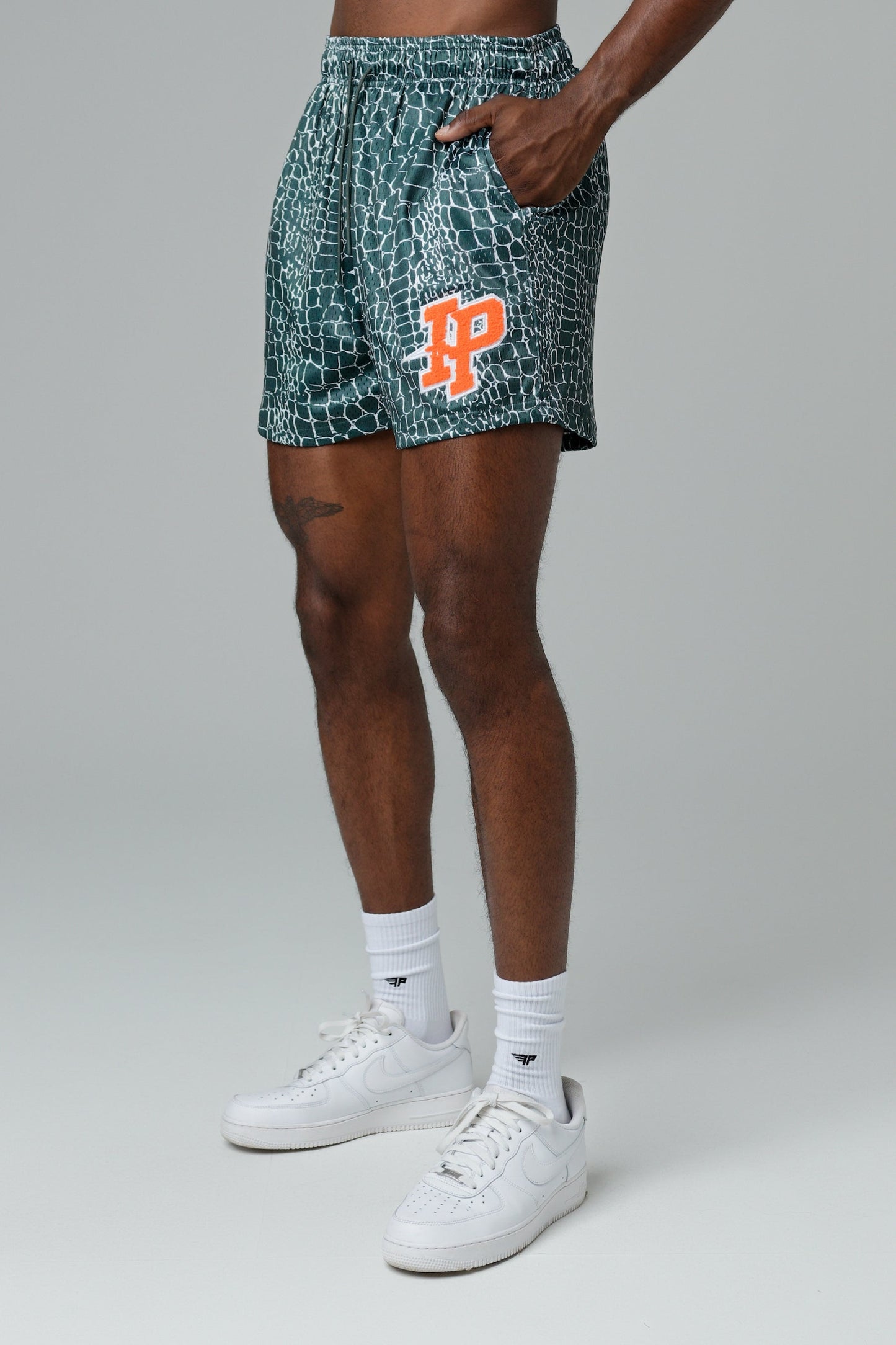 Men's Graphic Mesh Short - Crocodile