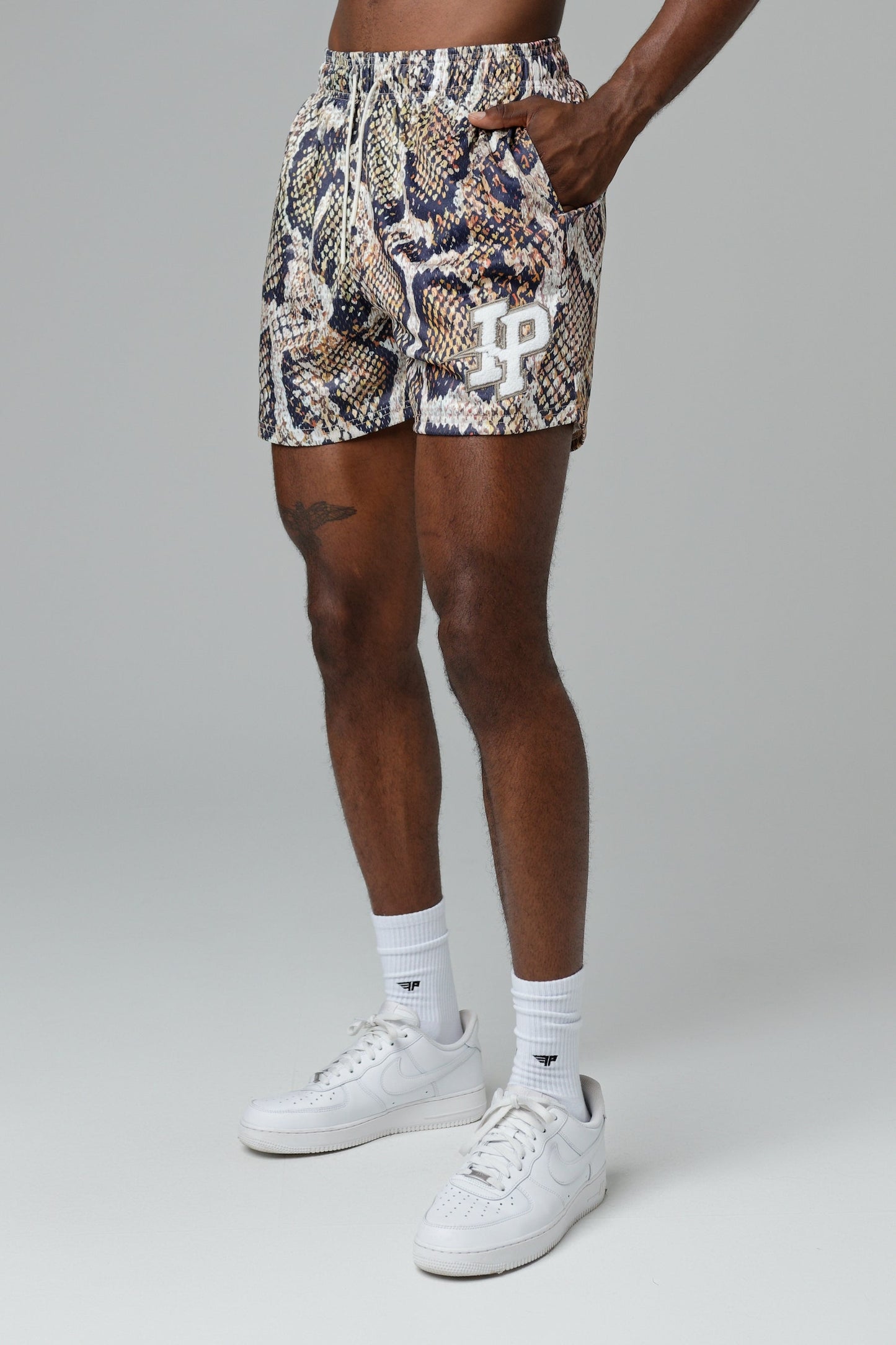 Men's Graphic Mesh Short - Snake Blk/Bwn