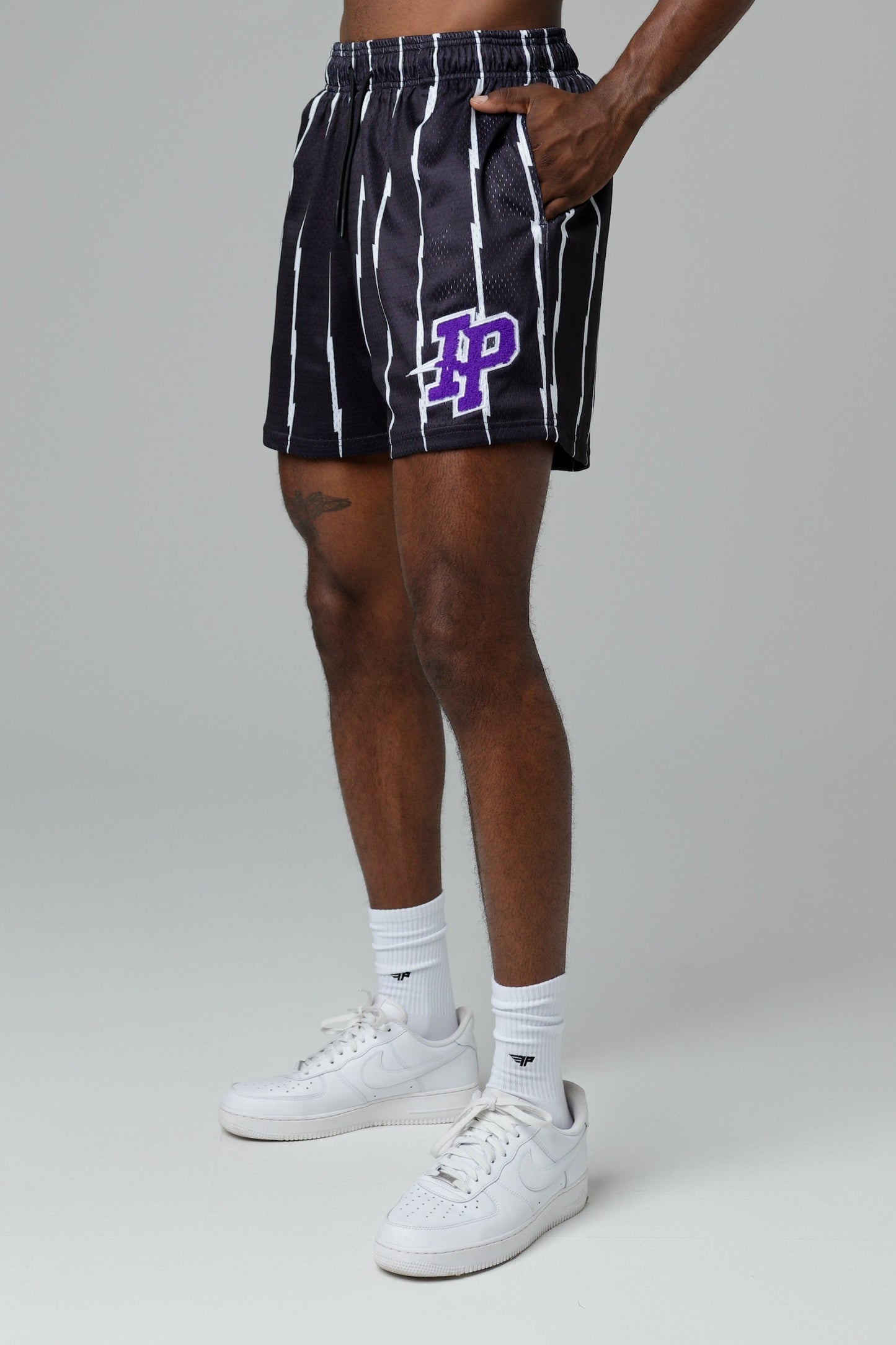 Pinstripe Shorts - Alum Black